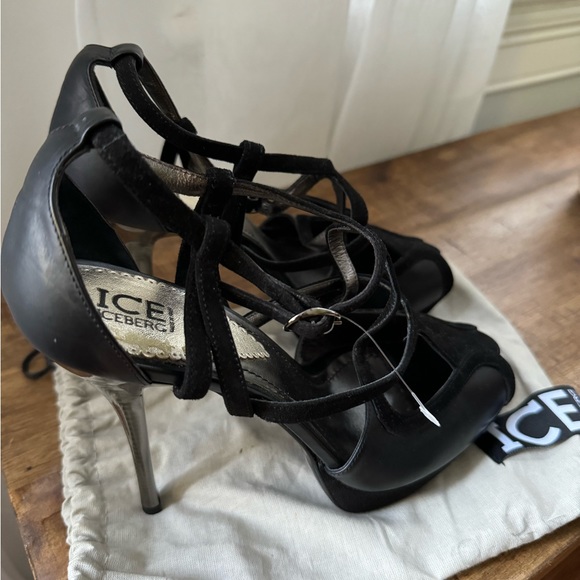 Iceberg black pumps, NWT, size US 7,5 - Picture 8 of 11
